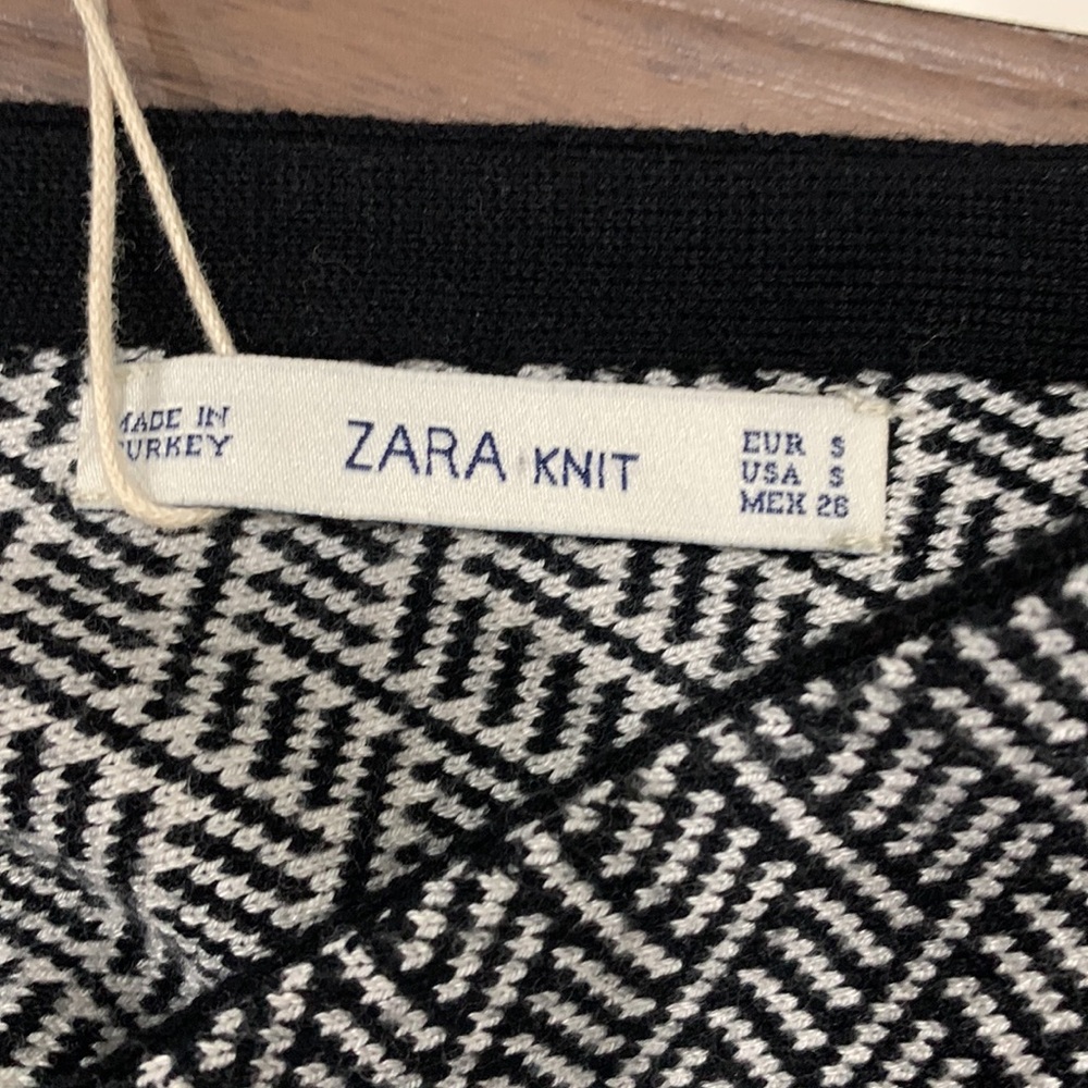 Zara Black and White Knit Midi Dress